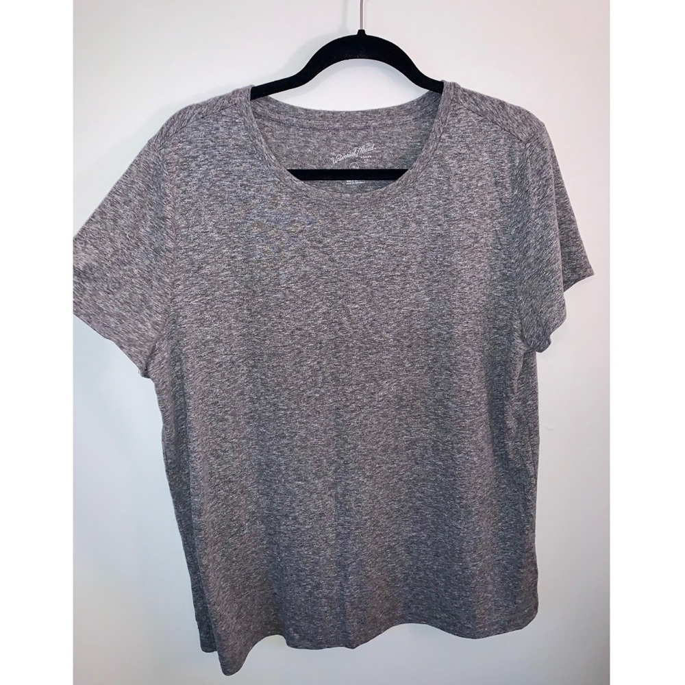 Universal Thread Boyfriend Tee